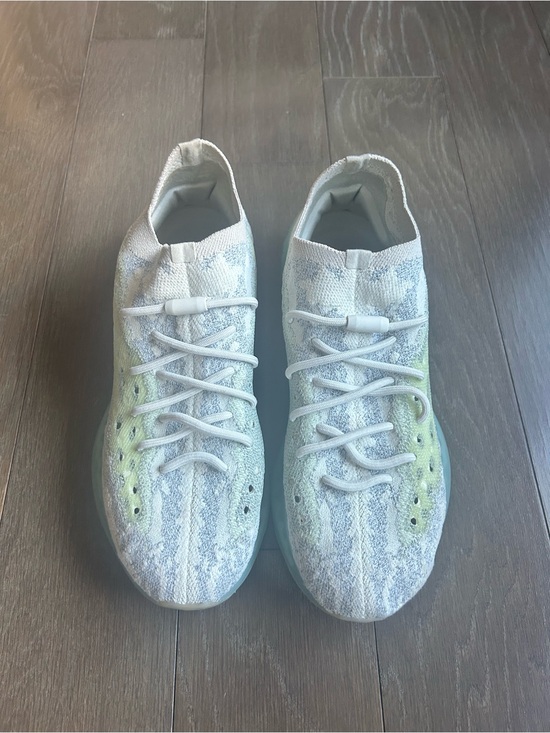 Adidas Yezzy Boots 380 Sneakers Men’s Size 12 main image 5